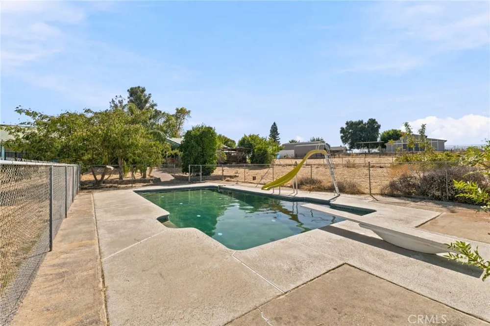6388 E Appaloosa Clovis, CA 93619