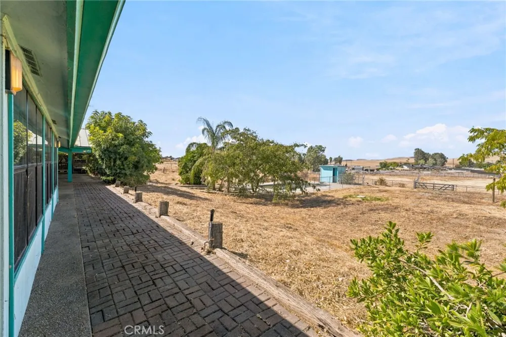 6388 E Appaloosa Clovis, CA 93619