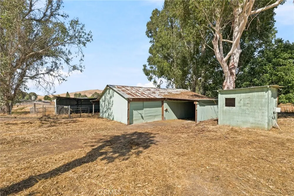 6388 E Appaloosa Clovis, CA 93619
