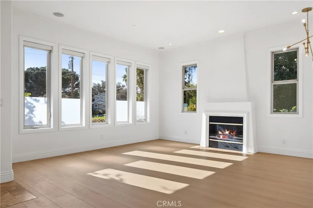 2753 Piedmont #9 Glendale, CA 91020