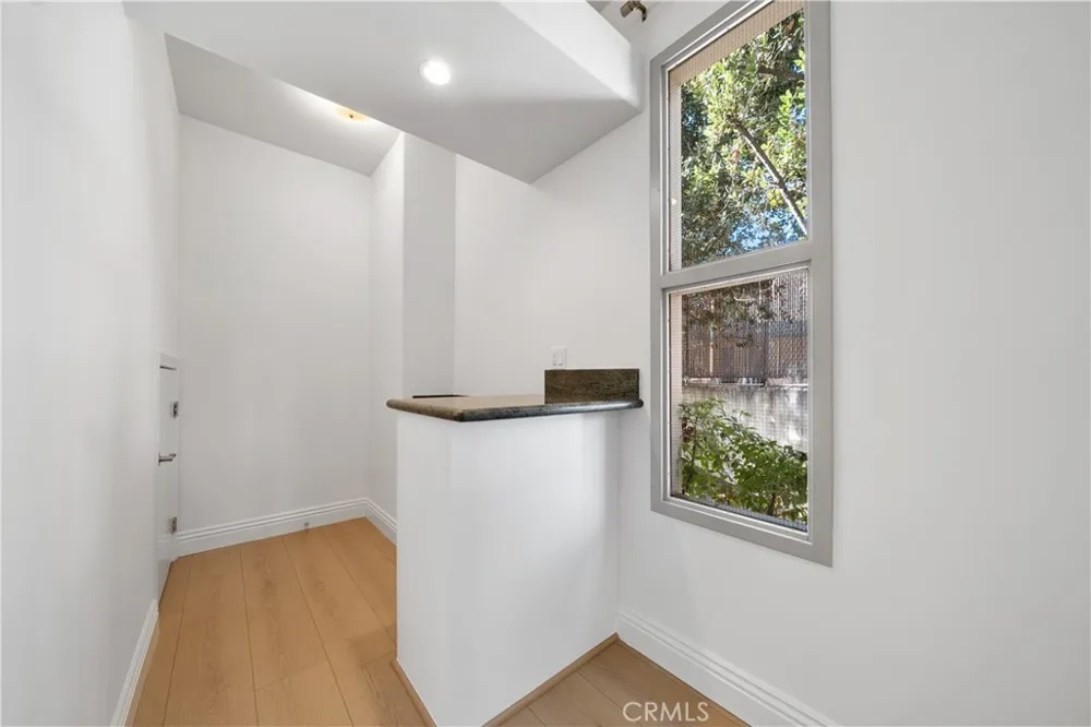2753 Piedmont #9 Glendale, CA 91020