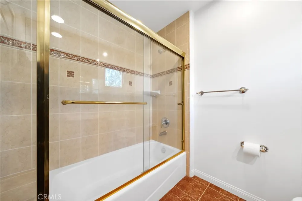 2753 Piedmont #6 Glendale, CA 91020