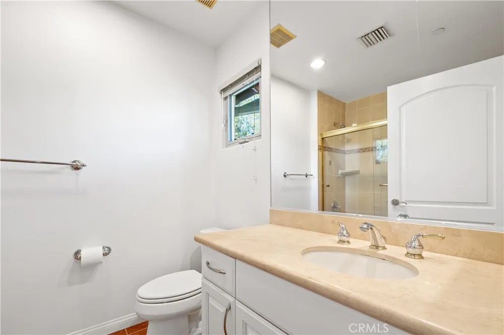2753 Piedmont #6 Glendale, CA 91020