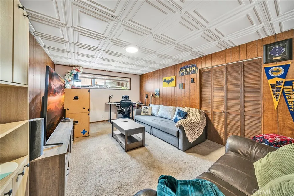 3382 Saddle Hayward, CA 94541