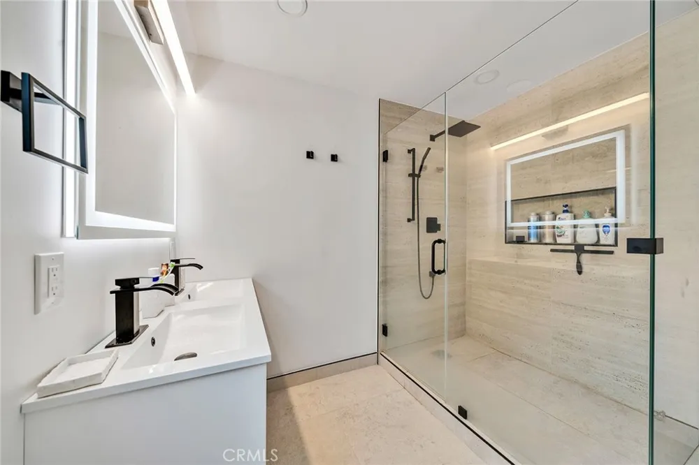 3382 Saddle Hayward, CA 94541