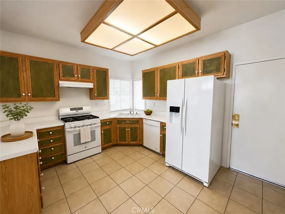 33247 Avenida Bicicleta Temecula, CA 92592