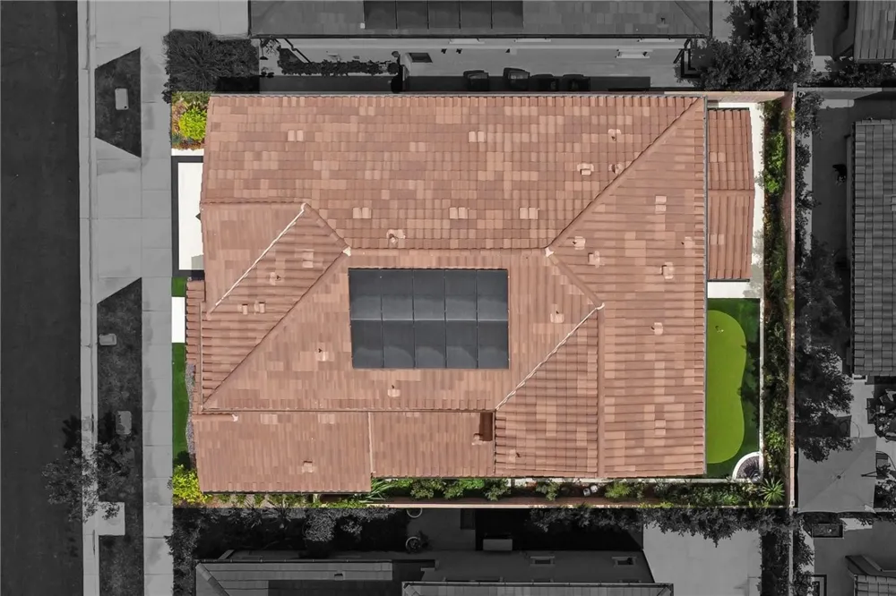 212 Sutters Mill Irvine, CA 92602