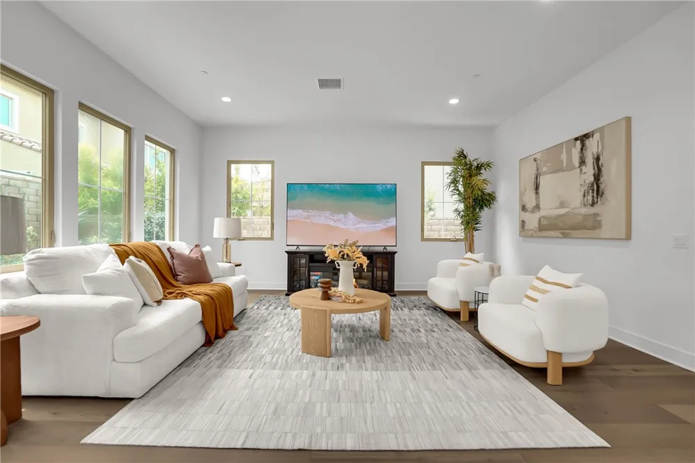212 Sutters Mill Irvine, CA 92602