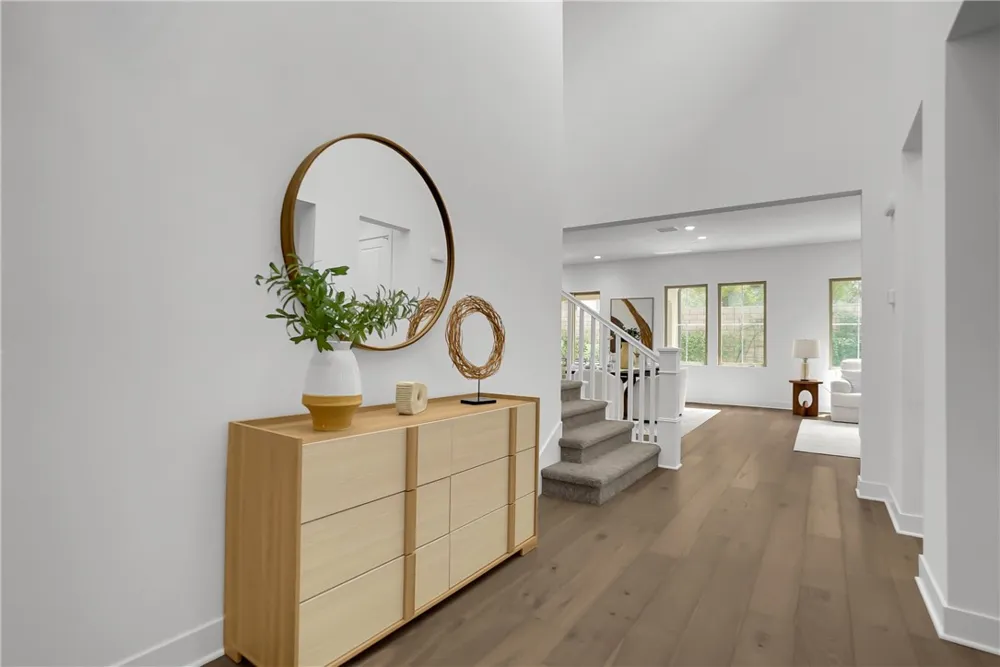 212 Sutters Mill Irvine, CA 92602