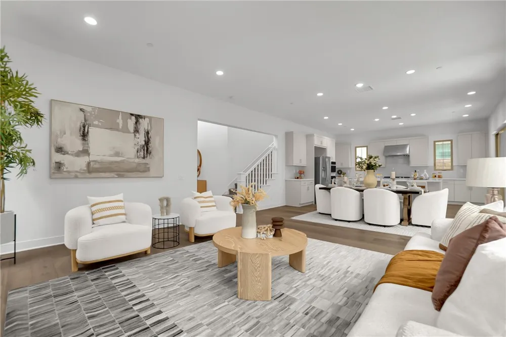 212 Sutters Mill Irvine, CA 92602