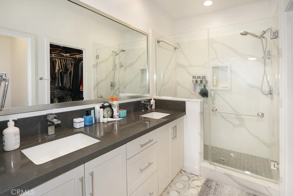 854 S Harbor Blvd Santa Ana, CA 92704