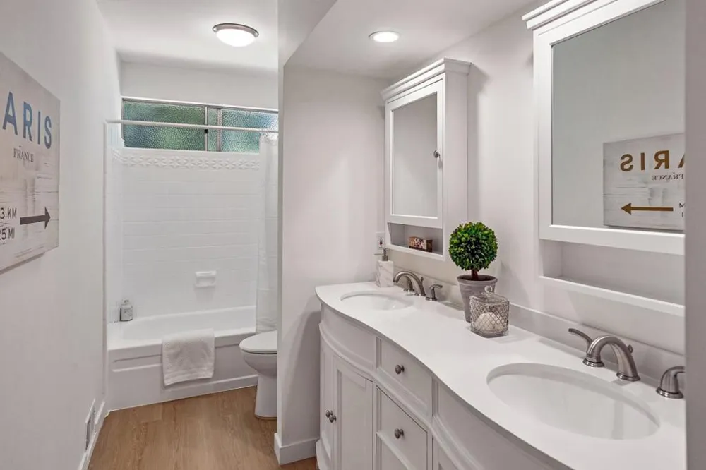 3404 Ridgemont Drive Mountain View, CA 94040