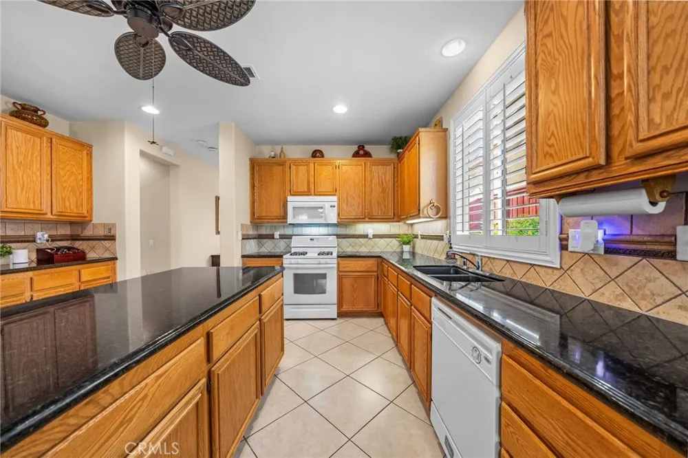 8840 Duval Lane Hemet, CA 92545