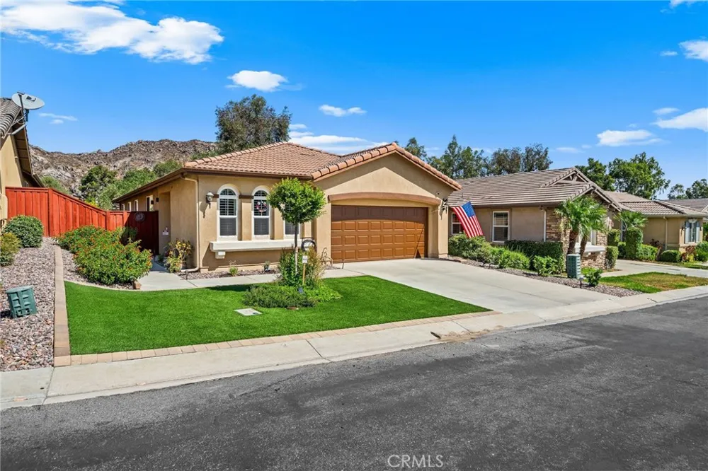 8840 Duval Lane Hemet, CA 92545