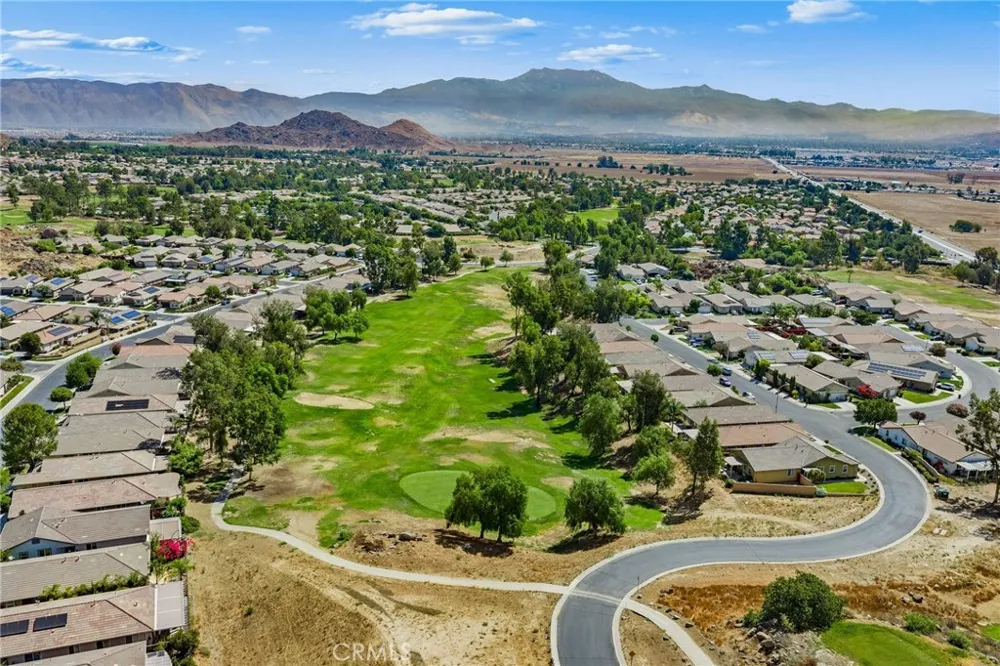 8840 Duval Lane Hemet, CA 92545