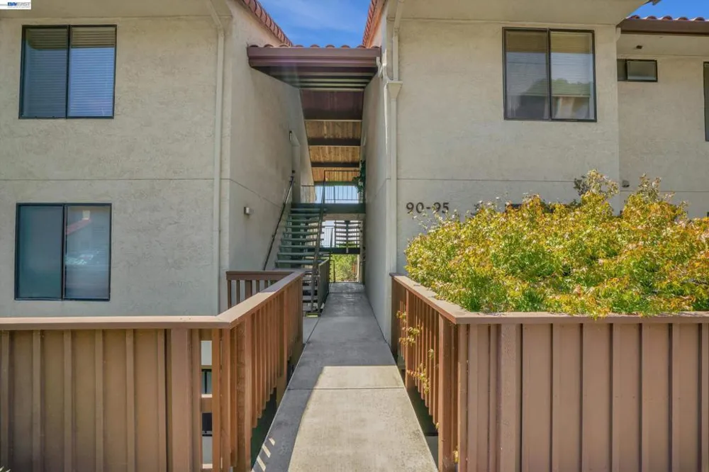 22012 Sevilla Rd #95 Hayward, CA 94541