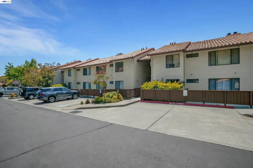 22012 Sevilla Rd #95 Hayward, CA 94541