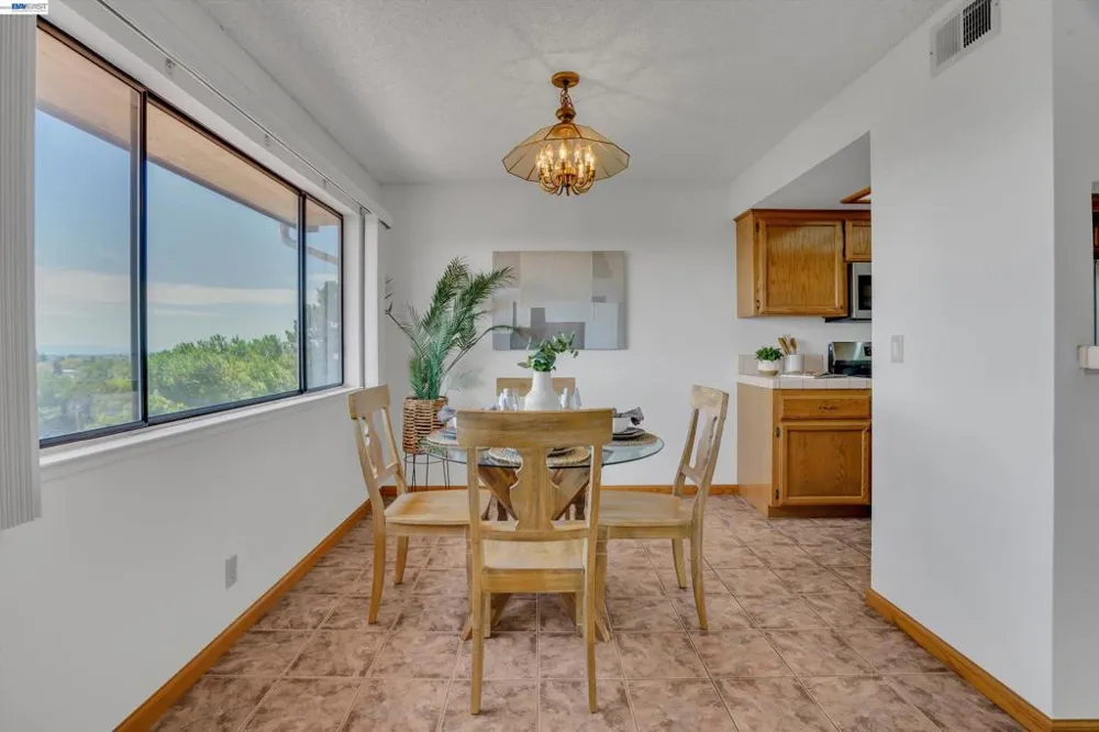 22012 Sevilla Rd #95 Hayward, CA 94541
