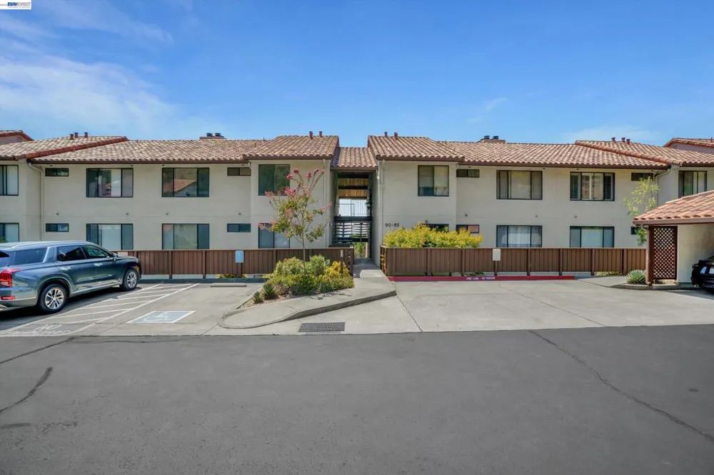 22012 Sevilla Rd #95 Hayward, CA 94541
