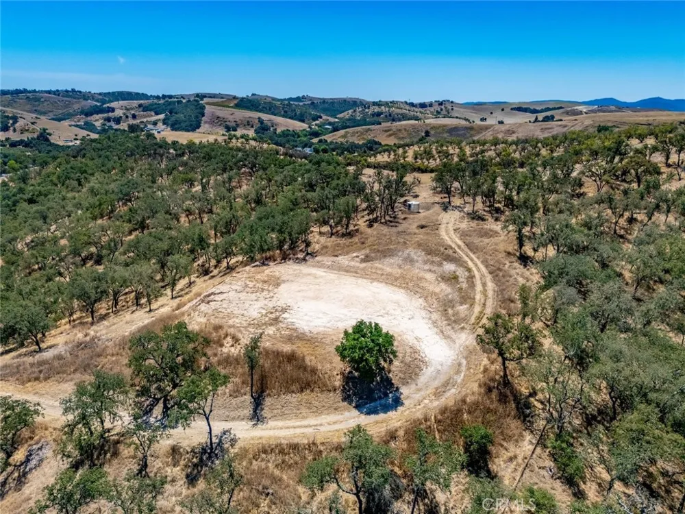 835 Spring Creek Way Templeton, CA 93465