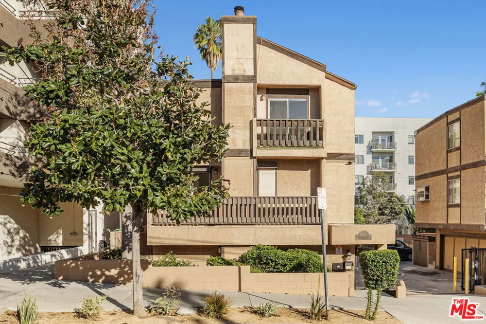 1628 Formosa Avenue #A Los Angeles, CA 90046