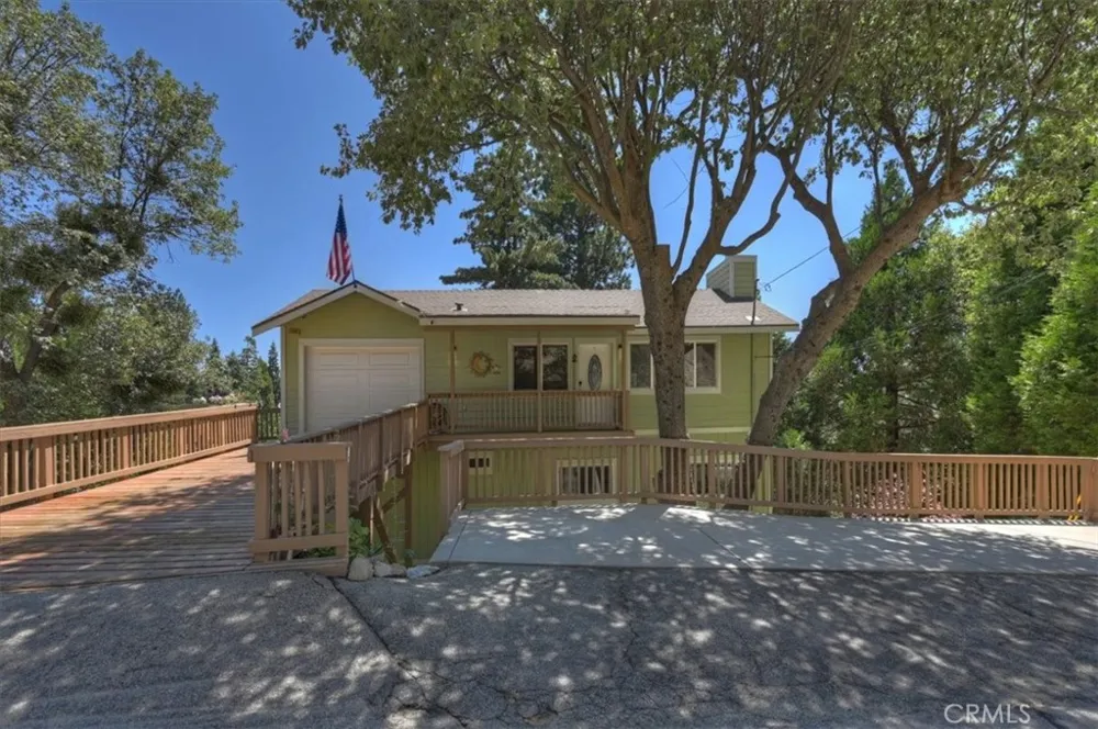 31095 Old City Creek Rd Running Springs, CA 92382
