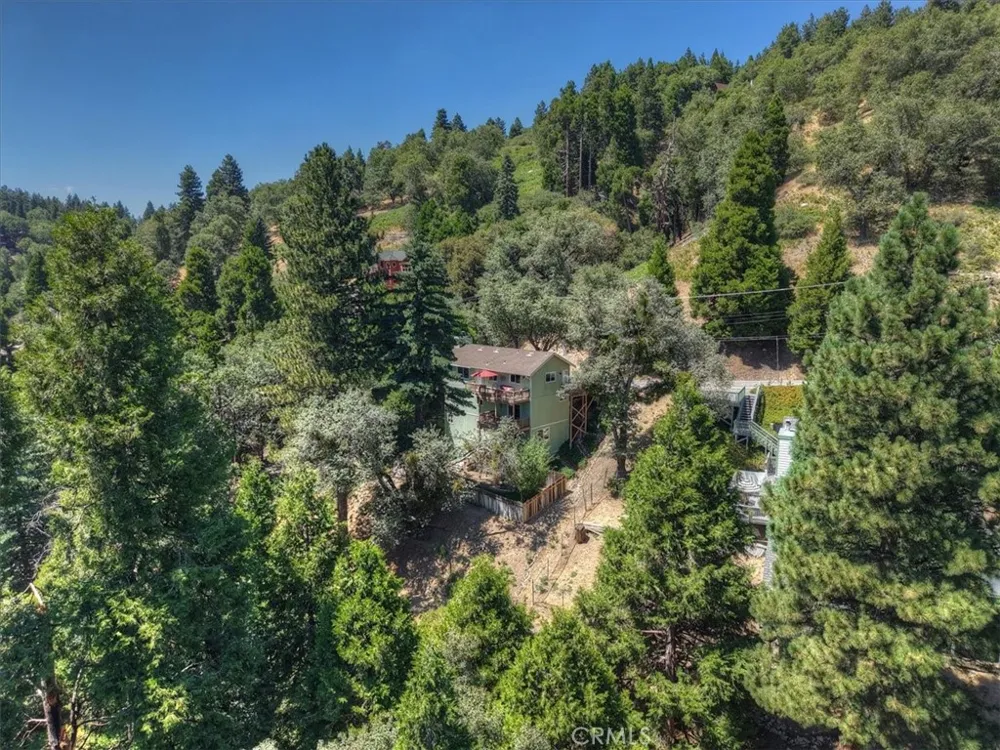 31095 Old City Creek Rd Running Springs, CA 92382