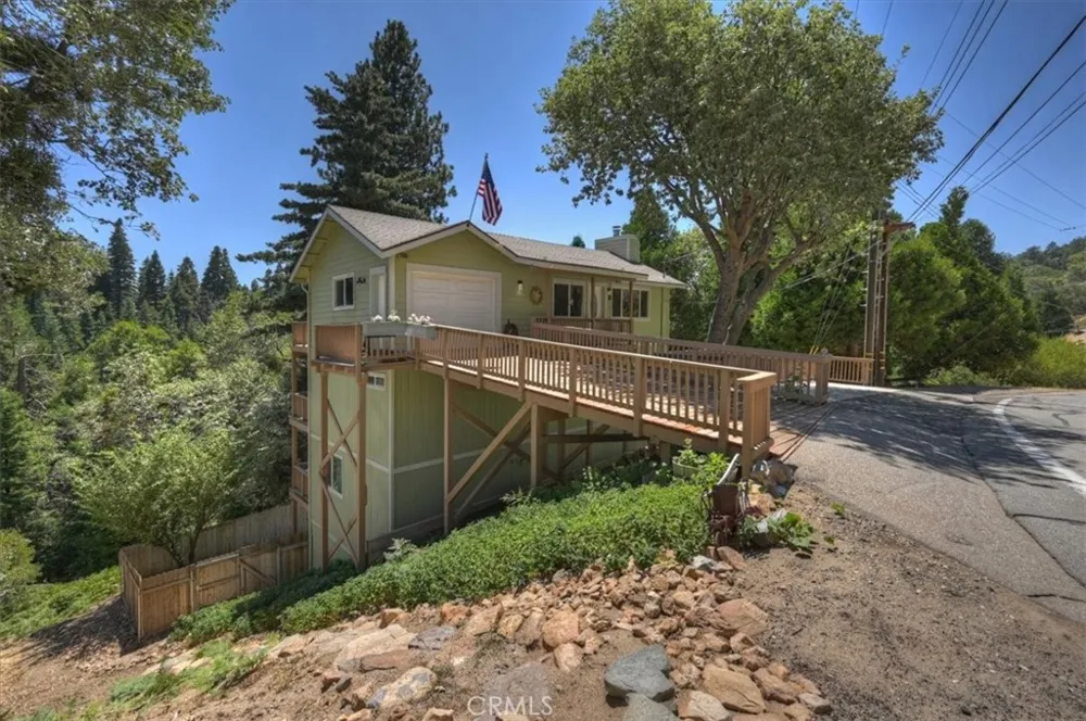 31095 Old City Creek Rd Running Springs, CA 92382