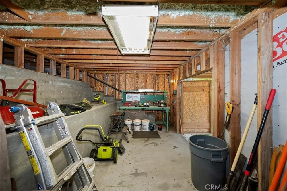 31095 Old City Creek Rd Running Springs, CA 92382