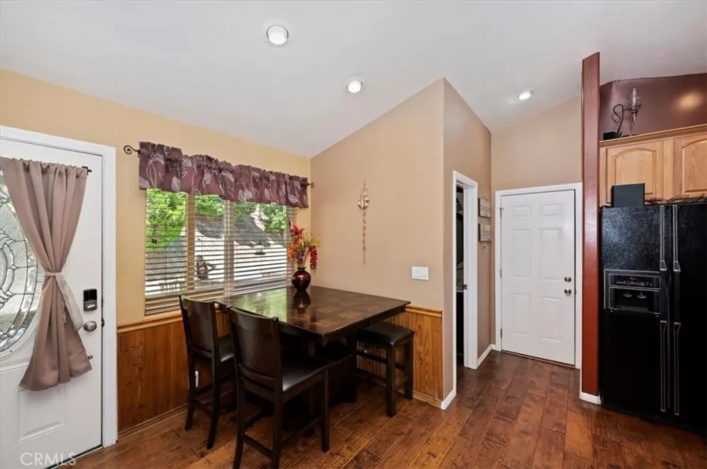 31095 Old City Creek Rd Running Springs, CA 92382