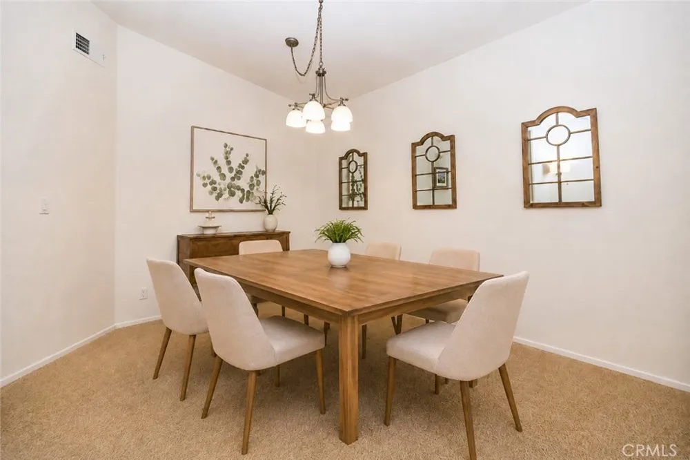 5805 Oak Bend Lane #407 Oak Park, CA 91377