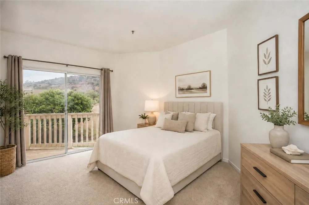 5805 Oak Bend Lane #407 Oak Park, CA 91377