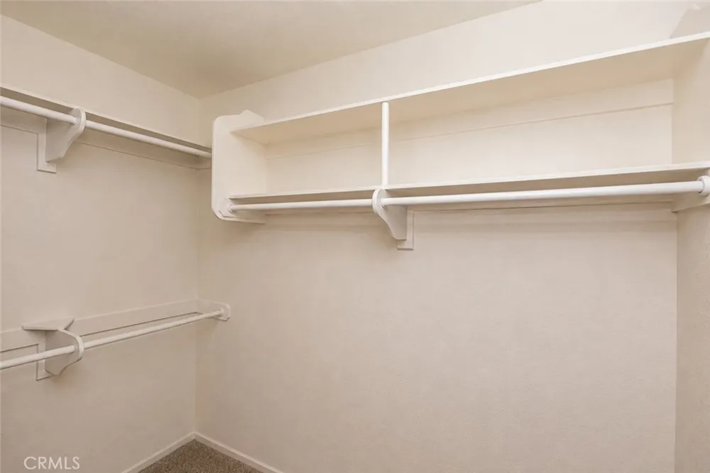 5805 Oak Bend Lane #407 Oak Park, CA 91377