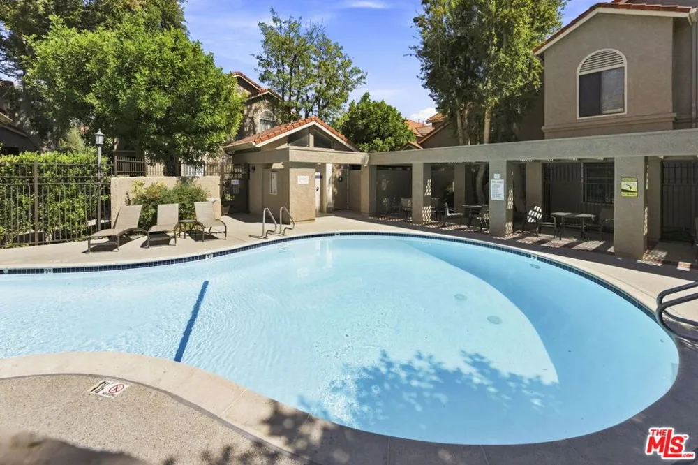 2352 Archwood Lane #50 Simi Valley, CA 93063