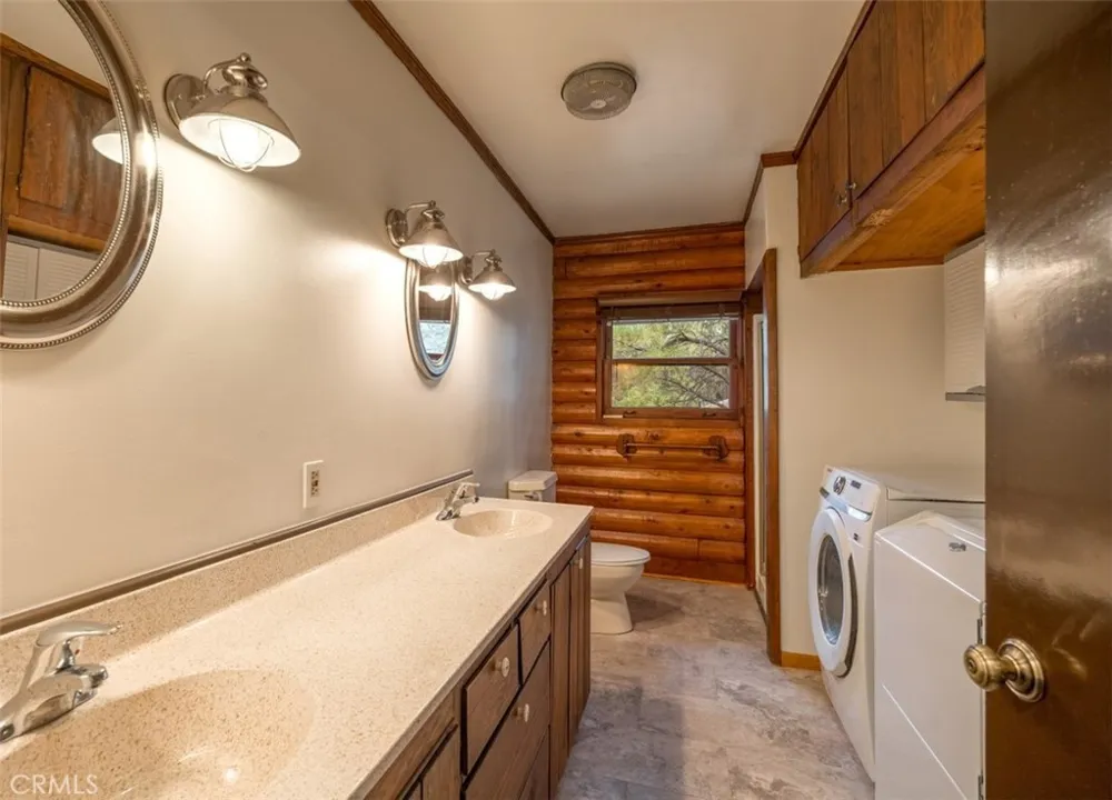 925 E LANE Big Bear City, CA 92314
