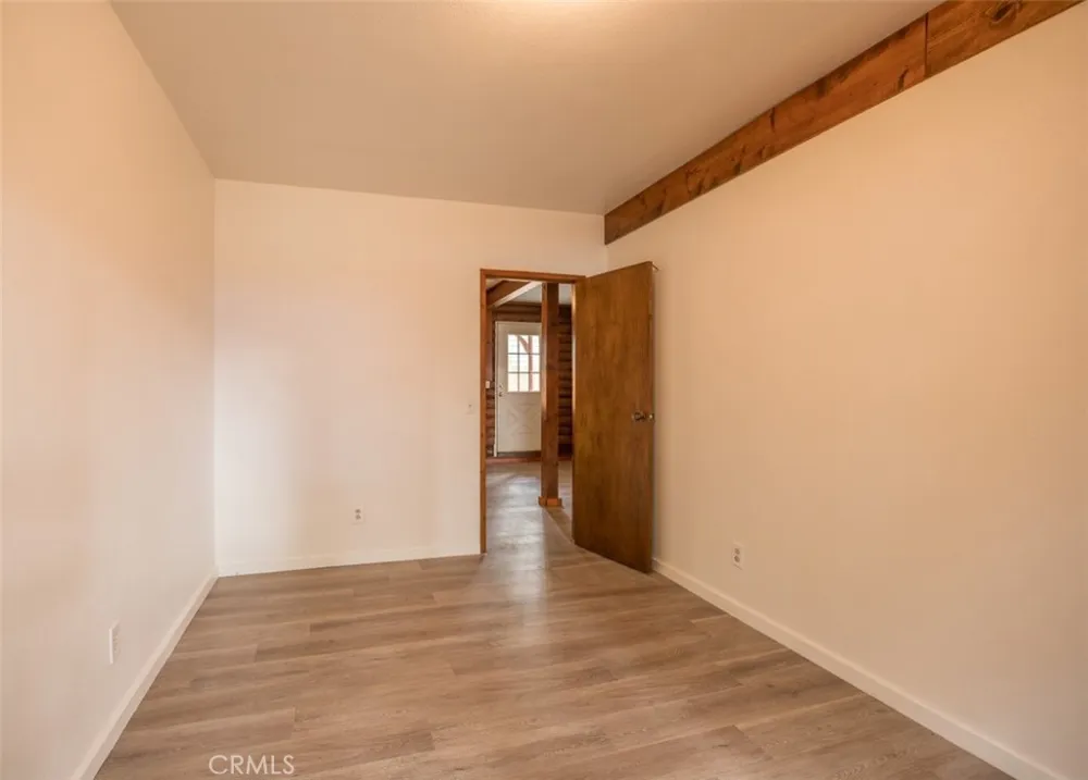 925 E LANE Big Bear City, CA 92314