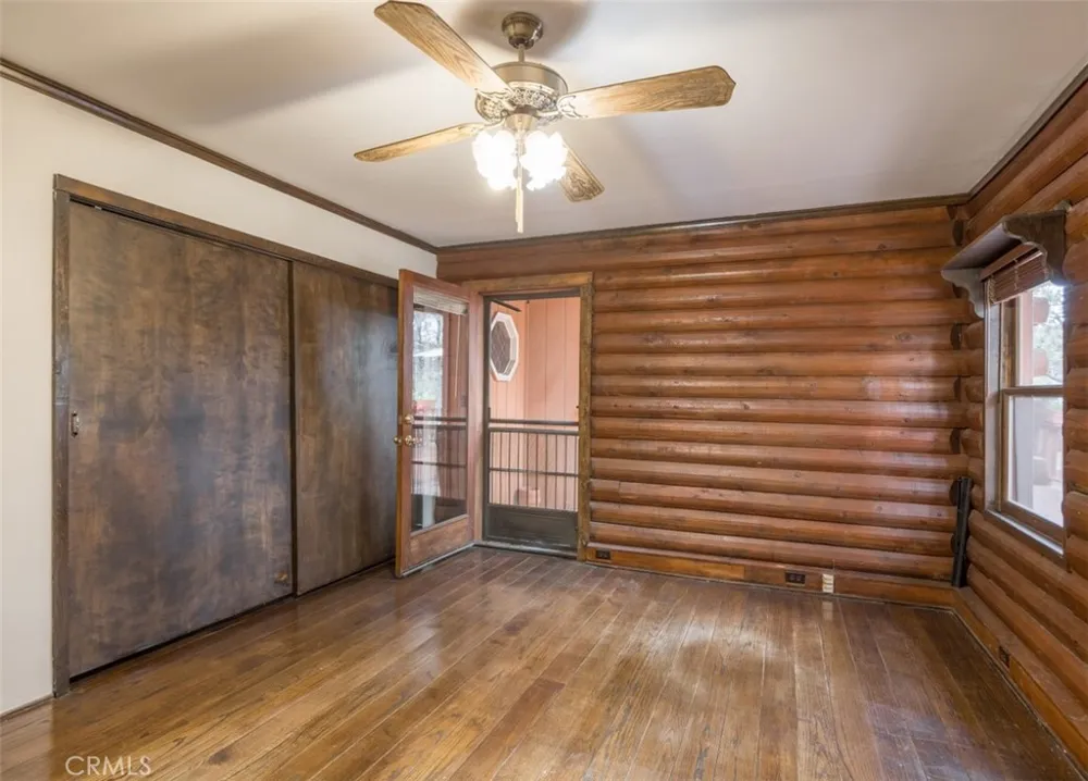925 E LANE Big Bear City, CA 92314