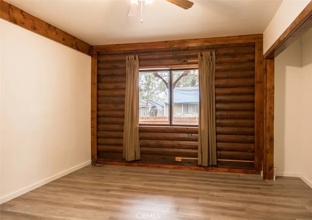 925 E LANE Big Bear City, CA 92314