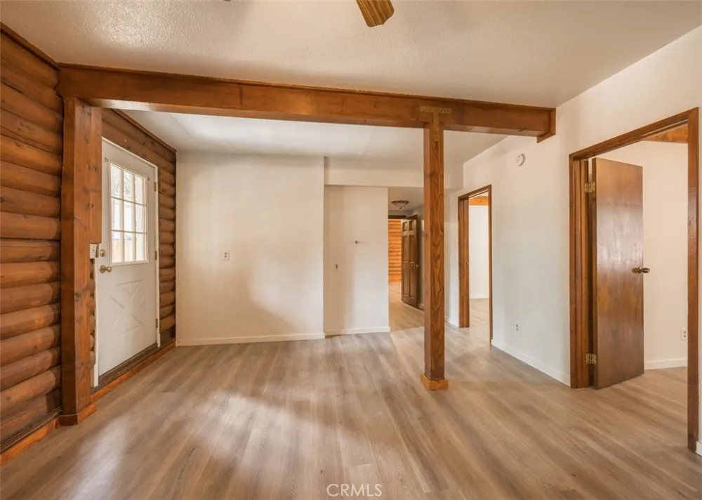 925 E LANE Big Bear City, CA 92314