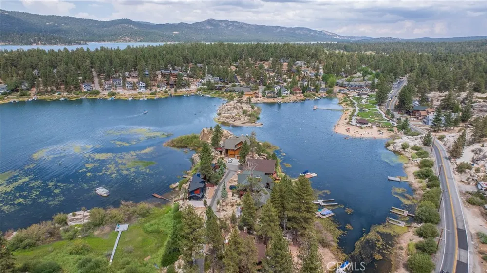 808 Penninsula Big Bear Lake, CA 92315