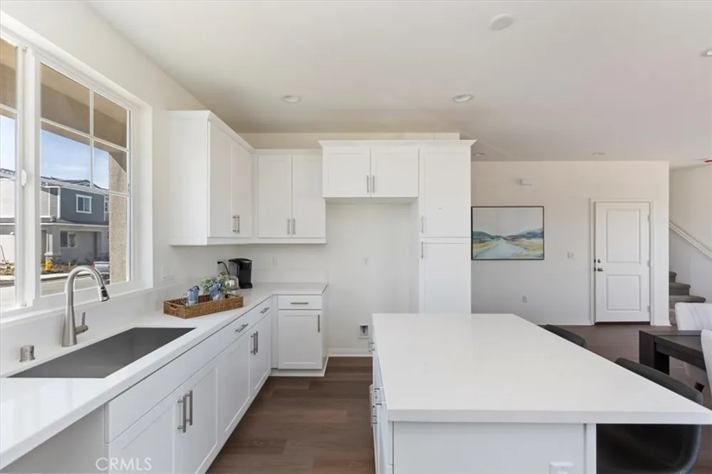 1992 Nathan Lane San Jacinto, CA 92582
