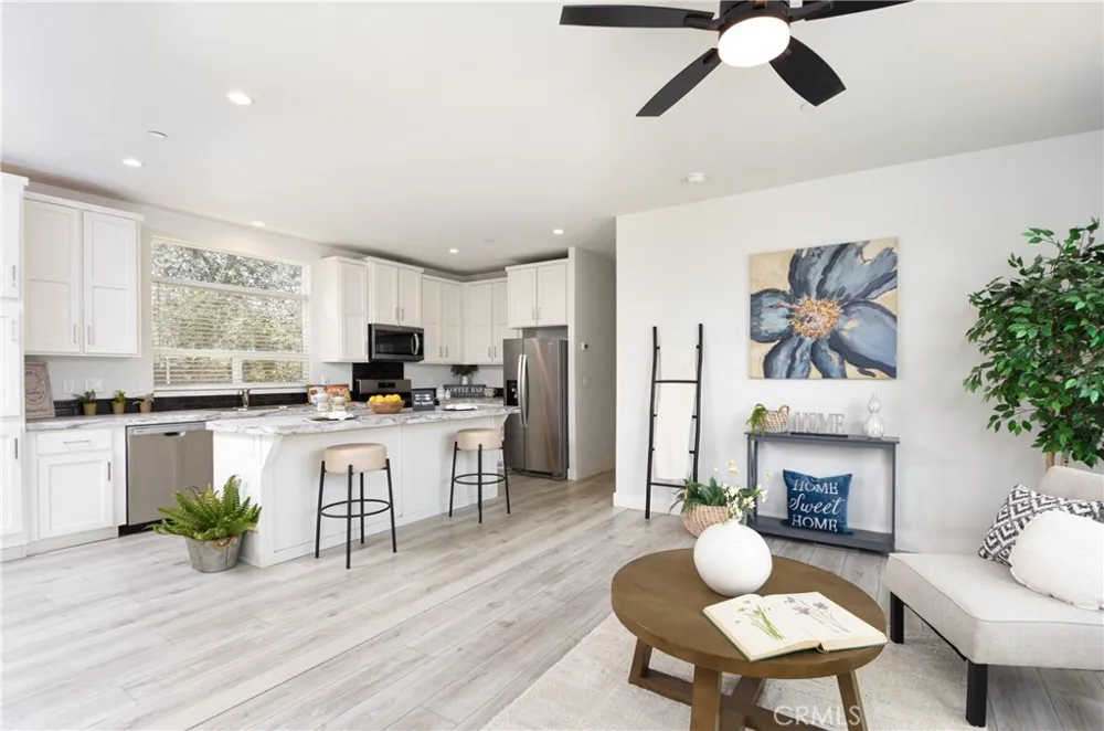 28186 Wells Fargo Lake Elsinore, CA 92532