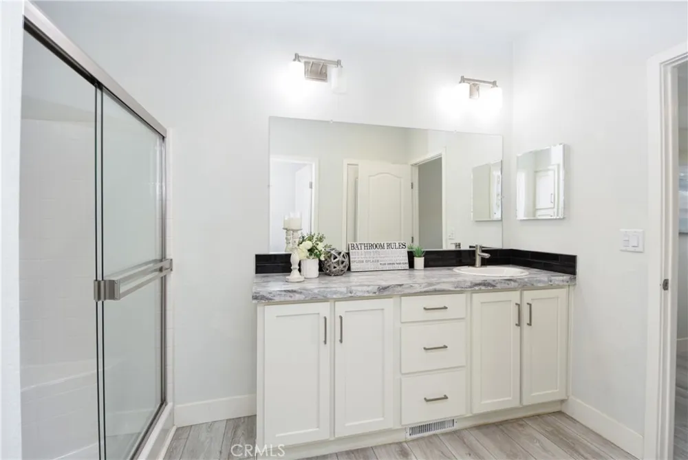 28186 Wells Fargo Lake Elsinore, CA 92532