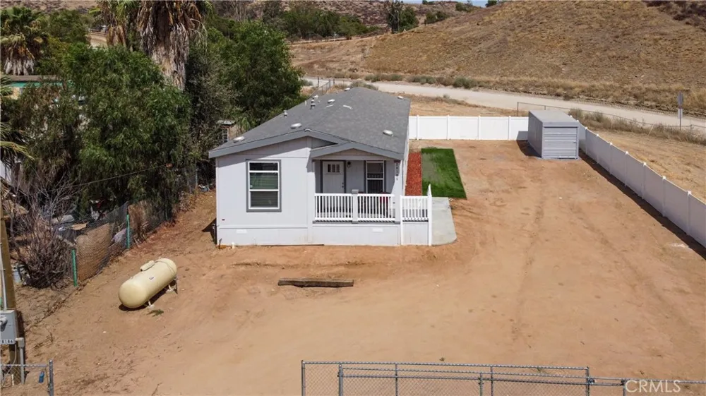 28186 Wells Fargo Lake Elsinore, CA 92532