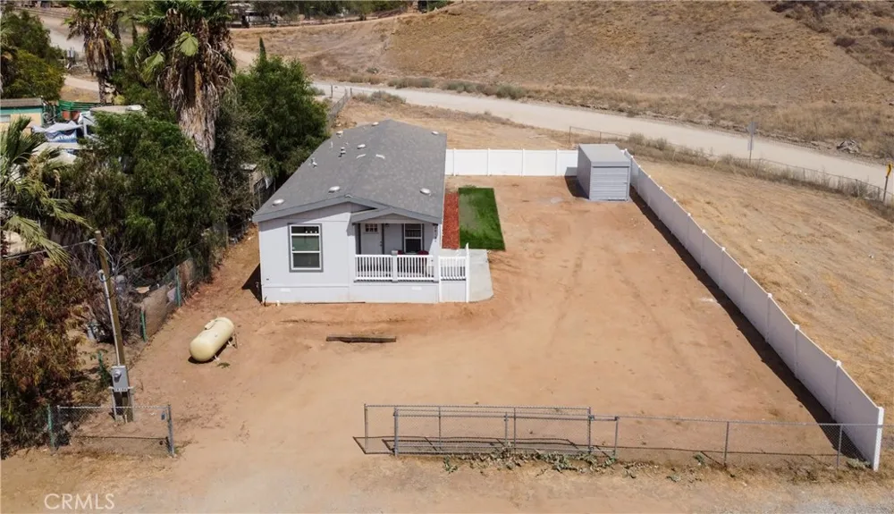28186 Wells Fargo Lake Elsinore, CA 92532