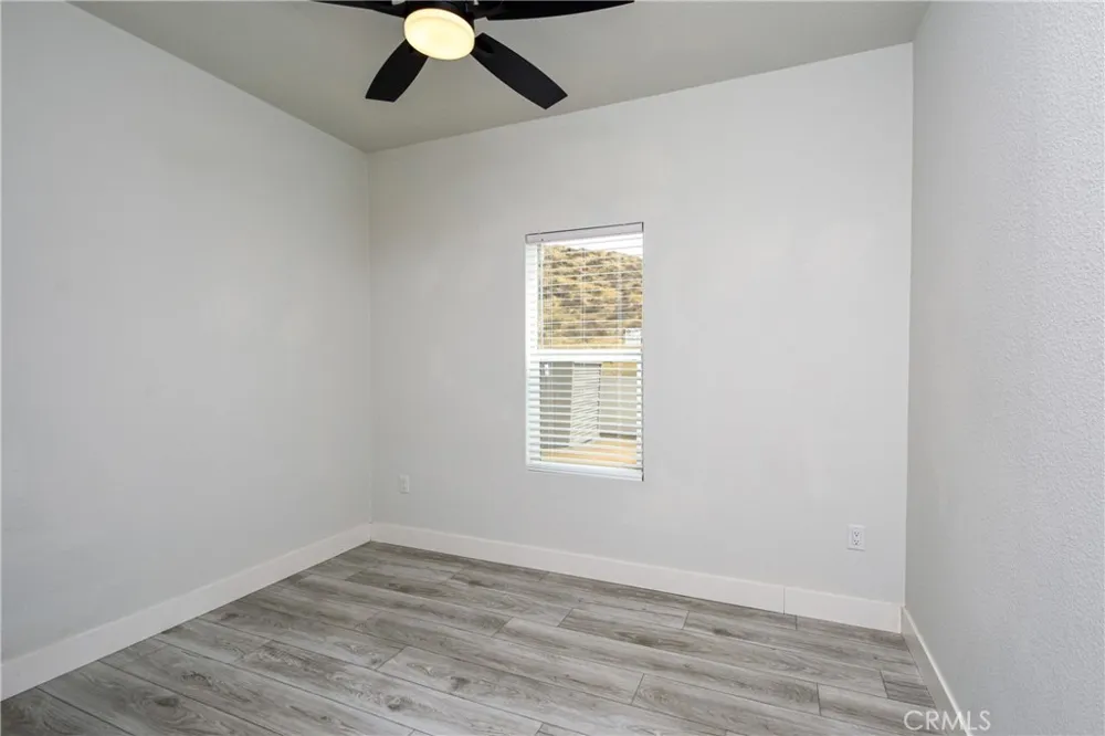 28186 Wells Fargo Lake Elsinore, CA 92532