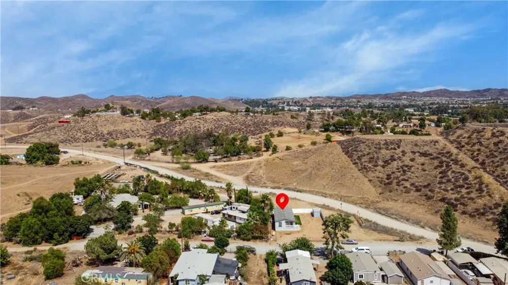 28186 Wells Fargo Lake Elsinore, CA 92532