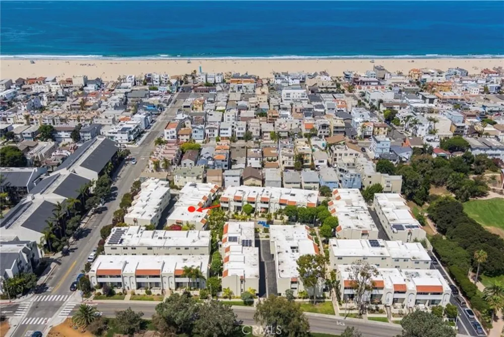415 2nd Hermosa Beach, CA 90254