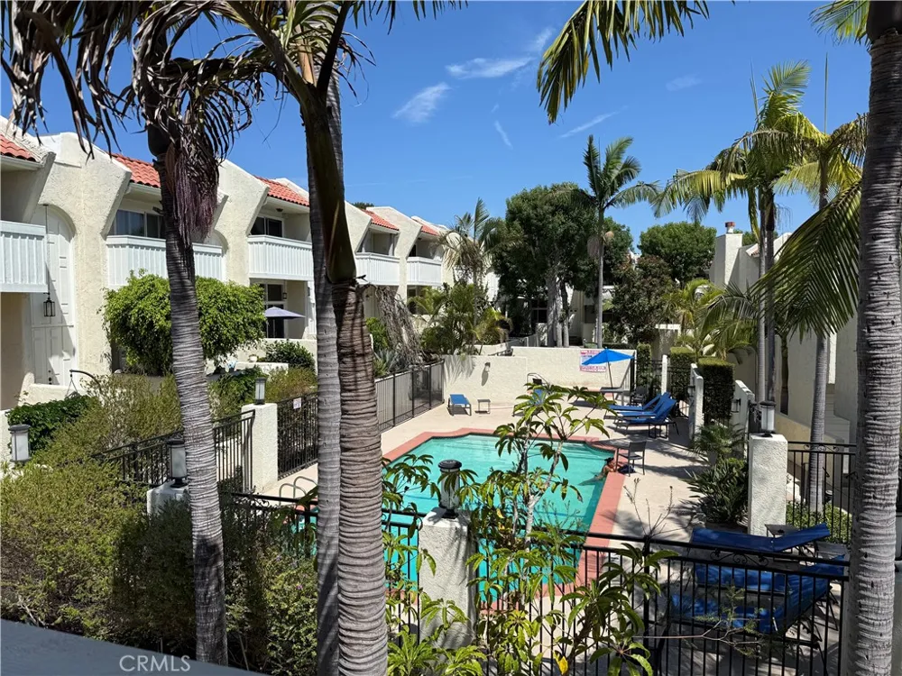 415 2nd Hermosa Beach, CA 90254