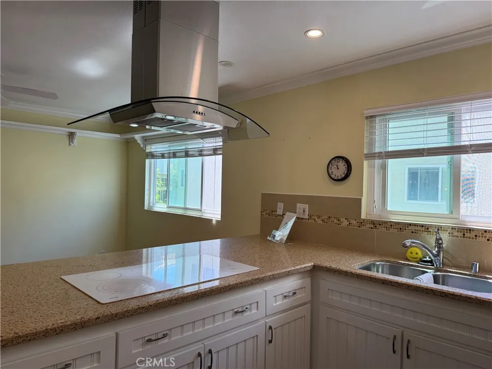 415 2nd Hermosa Beach, CA 90254